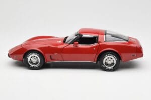 Chevrolet Corvette C3 Roșu UT Models 1:18 21073 Metal - imaginea 4 din 8