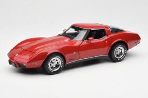 Chevrolet Corvette C3 Roșu UT Models 1:18 21073 Metal