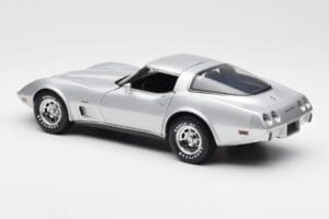 Chevrolet Corvette C3 Argintiu UT Models 1:18 21072 Metal - imaginea 7 din 8