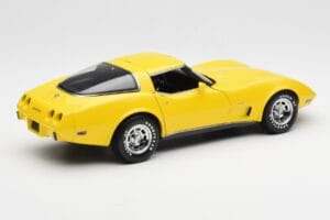 Chevrolet Corvette C3 Galben UT Models 1:18 21074 Metal - imaginea 3 din 8