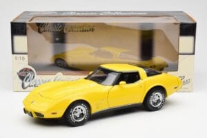 Chevrolet Corvette C3 Galben UT Models 1:18 21074 Metal - imaginea 8 din 8