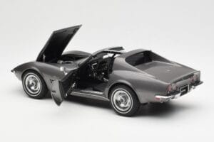 Chevrolet Corvette C3 Spider Laguna Gri Metalic AUTOart 1:18 71173 Metal - imaginea 5 din 8