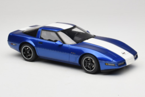 Chevrolet Corvette C4 Grand Sport Admiral Blue GT Spirit 1:18 GT538 Rășină - imaginea 4 din 6