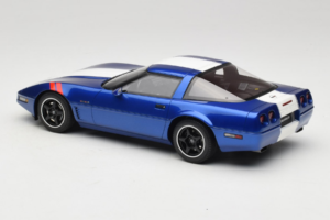 Chevrolet Corvette C4 Grand Sport Admiral Blue GT Spirit 1:18 GT538 Rășină - imaginea 5 din 6