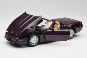 Chevrolet Corvette C4 LT4 Cabriolet Violet Metalic Maisto 1:18 50277 Metal - imaginea 2 din 8