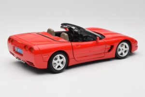 Chevrolet Corvette C5 Cabriolet Roșu Bburago 1:18 3076 Metal - imaginea 3 din 8