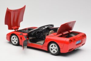 Chevrolet Corvette C5 Cabriolet Roșu Bburago 1:18 3076 Metal - imaginea 5 din 8