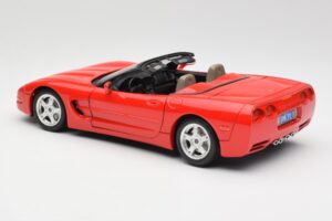 Chevrolet Corvette C5 Cabriolet Roșu Bburago 1:18 3076 Metal - imaginea 7 din 8