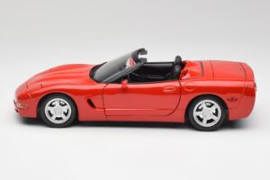Chevrolet Corvette C5 Cabriolet Torch Roșu Maisto 1:18 50318 Metal - imaginea 4 din 8
