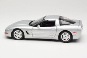 Chevrolet Corvette C5 Argintiu Bburago 1:18 3056 Metal - imaginea 4 din 8