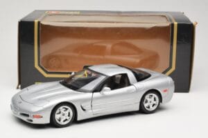 Chevrolet Corvette C5 Argintiu Bburago 1:18 3056 Metal - imaginea 8 din 8