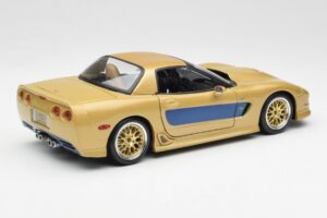 Chevrolet Corvette C5 Guldstrand Signature Edition Auriu Maisto 1:18 31657 Metal - imaginea 3 din 8