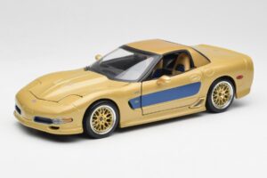 Chevrolet Corvette C5 Guldstrand Signature Edition Auriu Maisto 1:18 31657 Metal