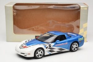 Chevrolet Corvette C5 Pace Car Rolex 24 at Daytona 1999 UT Models 1:18 39944 Metal - imaginea 8 din 8