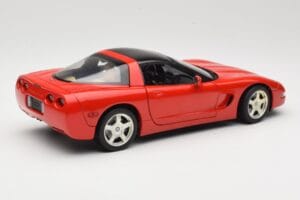 Chevrolet Corvette C5 Targa Roșu UT Models 1:18 21001 Metal - imaginea 3 din 8