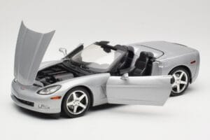 Chevrolet Corvette C6 Cabriolet Argintiu Hot Wheels 1:18 B6052 Metal - imaginea 2 din 8
