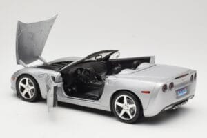 Chevrolet Corvette C6 Cabriolet Argintiu Hot Wheels 1:18 B6052 Metal - imaginea 5 din 8