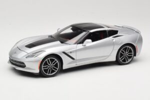 Chevrolet Corvette C7 Argintiu Maisto 1:18 38132 Metal