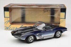 Chevrolet Corvette Mako Shark Albastru Închis UT Models 1:18 21061 Metal - imaginea 8 din 8