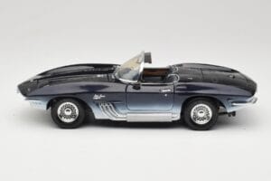 Chevrolet Corvette Mako Shark Motormax 1:18 73102 Metal - imaginea 4 din 8