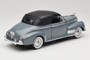 Chevrolet Deluxe Cabriolet Cu Capotă Moale Gri Eagles Race 1:18 7497276 Metal - imaginea 3 din 8