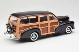 Chevrolet Fleetmaster Woody Maro Maisto 1:18 36854 Metal - imaginea 3 din 8