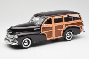 Chevrolet Fleetmaster Woody Maro Maisto 1:18 36854 Metal