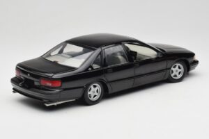 Chevrolet Impala SS Negru UT Models 1:18 21031 Metal - imaginea 3 din 8