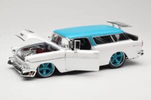 Chevrolet Nomad Alb Maisto 1:18 32613 Metal - imaginea 2 din 8