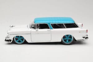 Chevrolet Nomad Alb Maisto 1:18 32613 Metal - imaginea 4 din 8