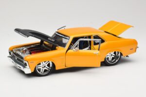 Chevrolet Nova SS Auriu Maisto 1:18 31083 Metal - imaginea 2 din 8