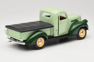 Chevrolet Pickup Verde Solido 1:18 8063 Metal - imaginea 3 din 8