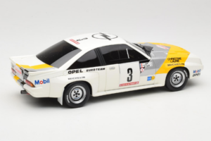 Opel Manta 400 Group B Rally Tour de Corse 1984 Cu Chevrolet G30 Vehicul de Asistență Otto 1:18 OT491 Rășină - imaginea 11 din 13