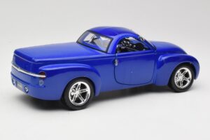 Chevrolet SSR Concept Albastru Maisto 1:18 531612 Metal - imaginea 3 din 8