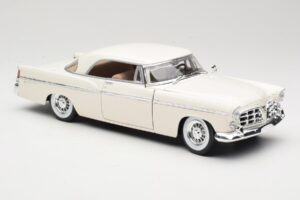 Chrysler 300B Alb Maisto 1:18 531897 Metal - imaginea 6 din 8