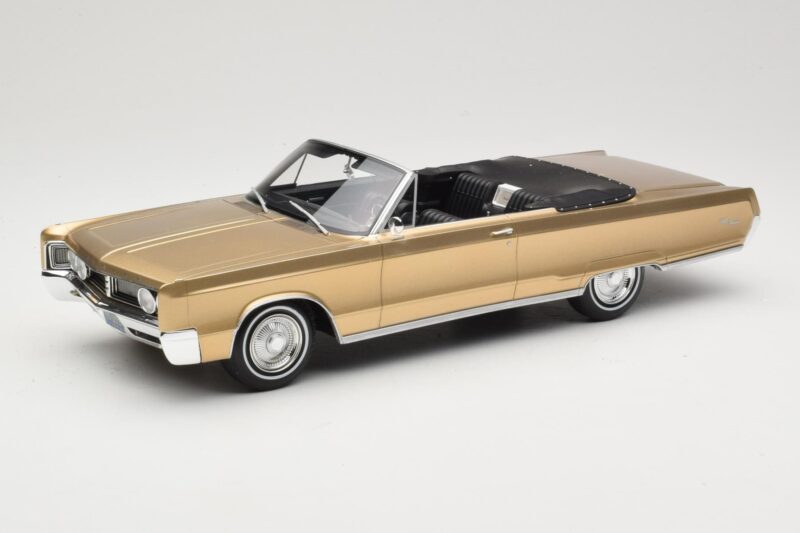 Chrysler Newport Cabriolet Gold Metallic BoS Models 1:18 BOS273 Rășină