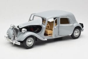 Citroen 15CV 6 Cyl Gri Maisto 1:18 50313 Metal - imaginea 2 din 8