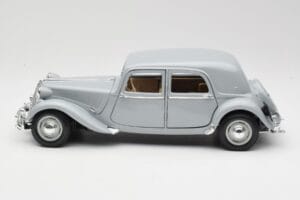 Citroen 15CV 6 Cyl Gri Maisto 1:18 50313 Metal - imaginea 4 din 8