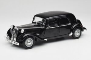 Citroen 15CV 6 Cil Negru Maisto 1:18 31821 Metal