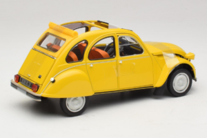 Citroen 2CV 6 Club Mimosa Yellow Norev 1:18 181496 Metal - imaginea 2 din 6