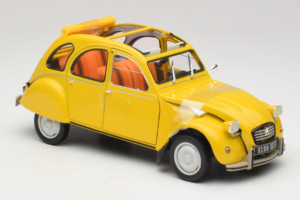 Citroen 2CV 6 Club Mimosa Yellow Norev 1:18 181496 Metal - imaginea 4 din 6