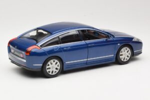 Citroen C6 Albastru Bburago 1:18 18-12073 Metal - imaginea 3 din 8