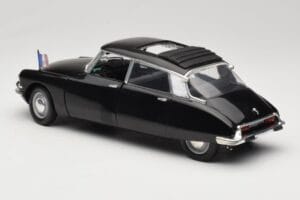 Citroen DS Presidentielle Gri Solido 1:18 8035 Metal - imaginea 7 din 8
