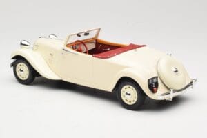 Citroen Traction Avant 11B Cabriolet Crem Norev 1:18 181440 Metal - imaginea 5 din 6