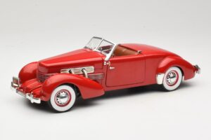 Cord 812 Cabriolet Roșu American Muscle 1:18 32158 Metal