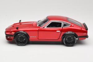 Datsun 240Z S30 Roșu Maisto 1:18 32611 Metal - imaginea 4 din 8