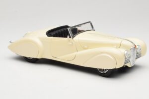 Delahaye Cabriolet Crem Guiloy 1:18 68580 Metal - imaginea 6 din 8