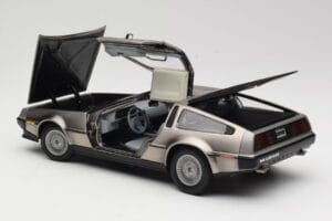 DeLorean DMC-12 LK Argintiu Sun Star 1:18 2701 Metal - imaginea 5 din 8