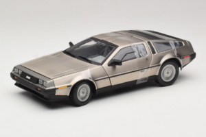 DeLorean DMC-12 Argintiu Sun Star 1:18 2703 Metal