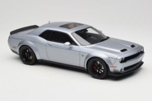 Dodge Challenger SRT Hellcat Redeye Argintiu GT Spirit 1:18 GT226 Rășină - imaginea 4 din 6